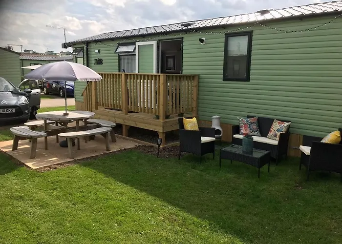 Sunflower Lodge, Lido Leisure Park, Knaresborough